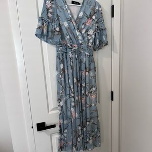 Blue floral dress size M